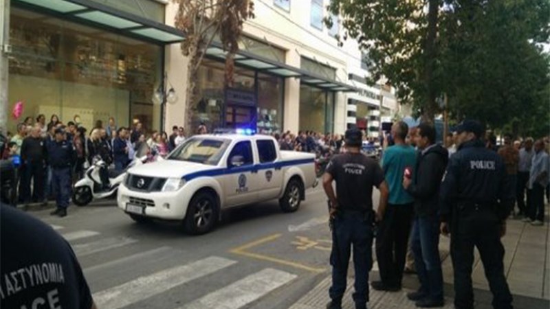 Αποδοκίμασαν τους απαγωγείς του Λεμπιδάκη – Ποιες κατηγορίες αντιμετωπίζουν – ΒΙΝΤΕΟ