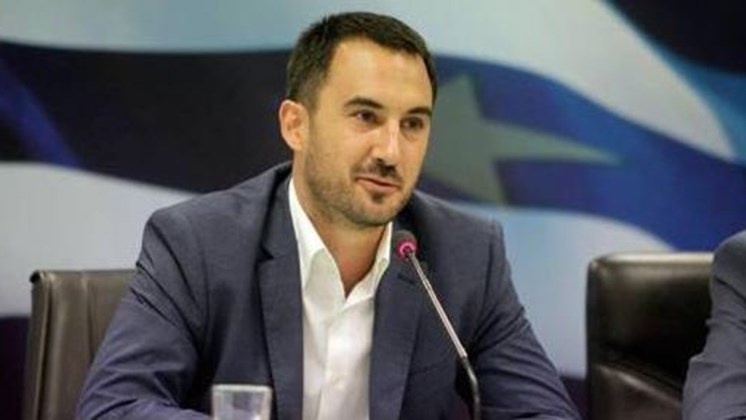 Φοροελαφρύνσεις για μικρομεσαίες επιχειρήσεις μετά το 2018 προανήγγειλε μέσω του Realfm 97,8 ο Χαρίτσης