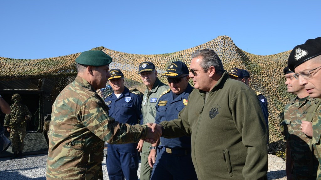 Την άσκηση «Παρμενίων» παρακολούθησε ο Πάνος Καμμένος – ΦΩΤΟ