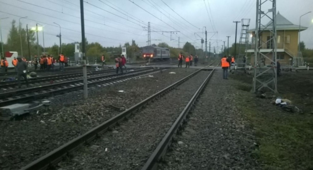 Τραγωδία στη Ρωσία: 19 νεκροί σε σύγκρουση λεωφορείου με τρένο – ΦΩΤΟ- ΒΙΝΤΕΟ
