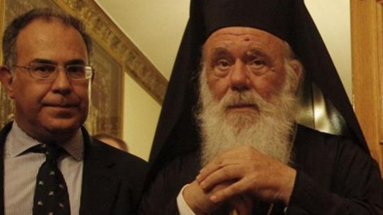 Ο εκπρόσωπος της Αρχιεπισκοπής στον Realfm 97,8: Οι αξίες και οι αρχές της Εκκλησίας δεν είναι α λα καρτ