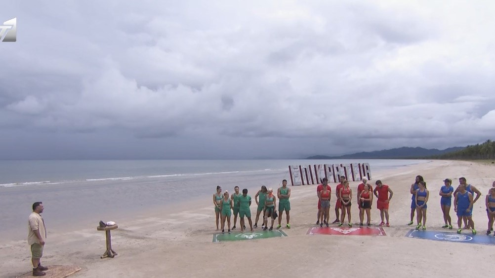 Χαμός στο Nomads: Συνεργάστηκαν για να διώξουν τους διάσημους από τη βίλα – ΒΙΝΤΕΟ