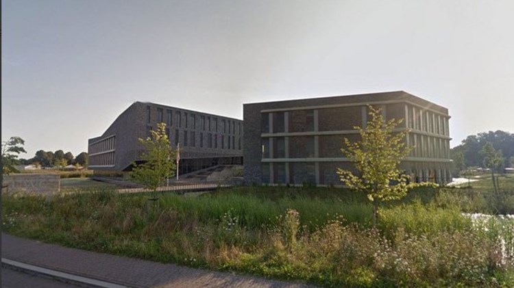 Εκκενώνεται σχολείο στο Μάαστριχτ έπειτα από τηλεφώνημα για βόμβα – ΤΩΡΑ