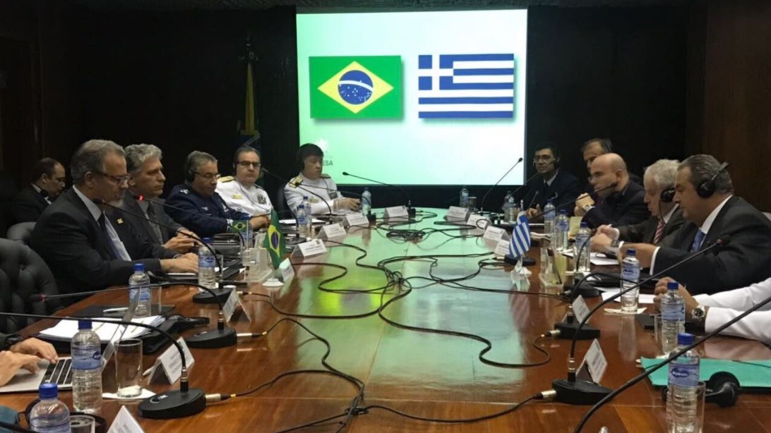Με τον υπουργό Άμυνας της Βραζιλίας συναντήθηκε ο Πάνος Καμμένος