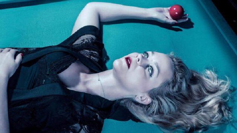 Η πρώτη φωτογραφία της Παπαληγούρα από τον «Γάμο της Μαρίας Μπράουν»