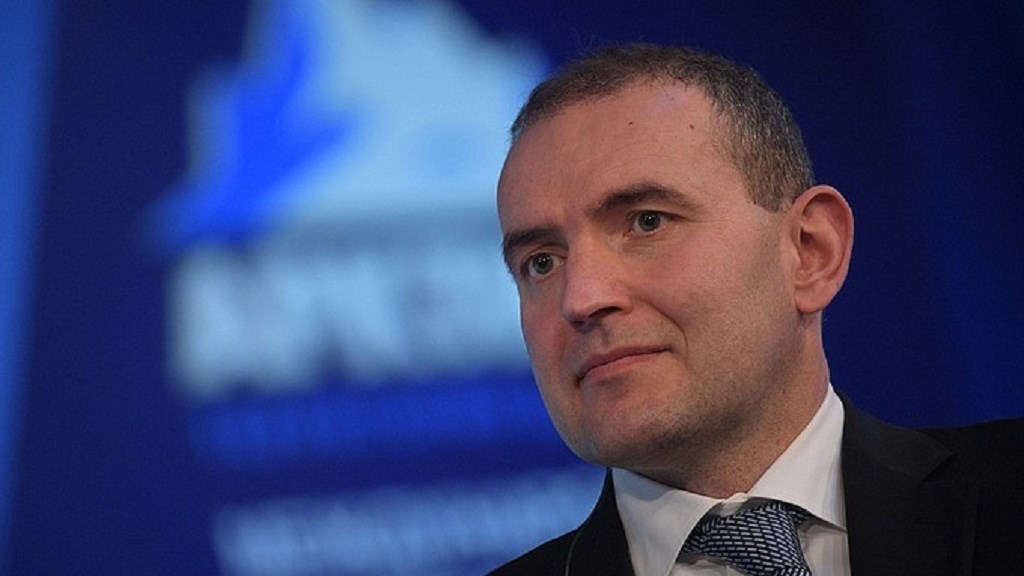 Ο Πρόεδρος της Ισλανδίας έσπασε τη μύτη του όταν… γλίστρησε στο μπάνιο