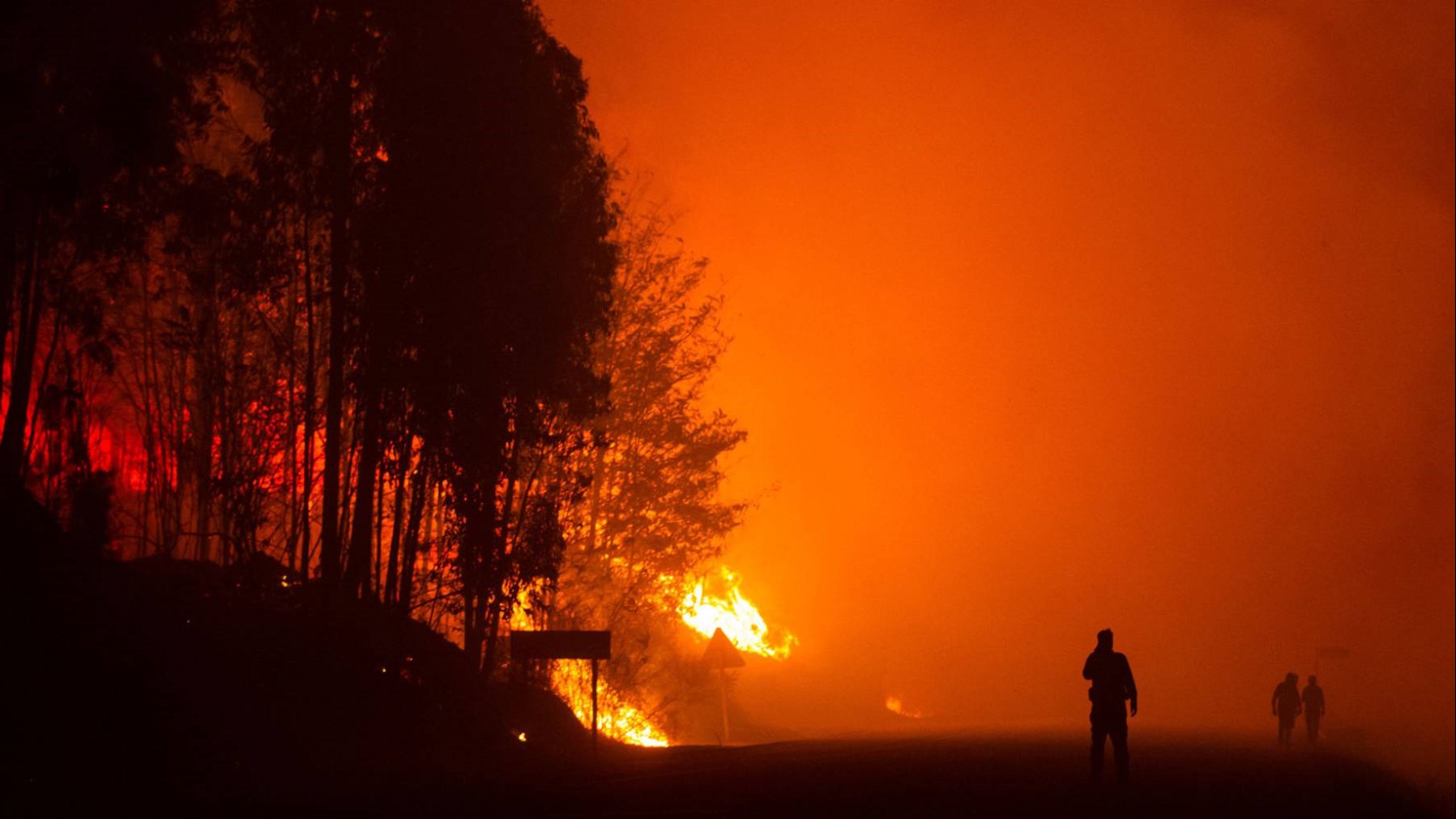 Φονικές πυρκαγιές με δύο νεκρούς στην Ισπανία