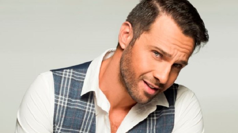 «Lasciatemi cantare» από Αμαραντίδη – Μπεγνή