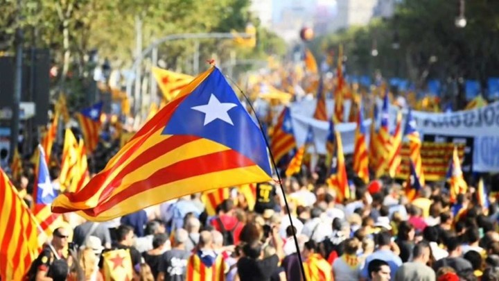 Ο εισαγγελέας της Ισπανίας ζήτησε την κράτηση του αρχηγού της καταλανικής αστυνομίας