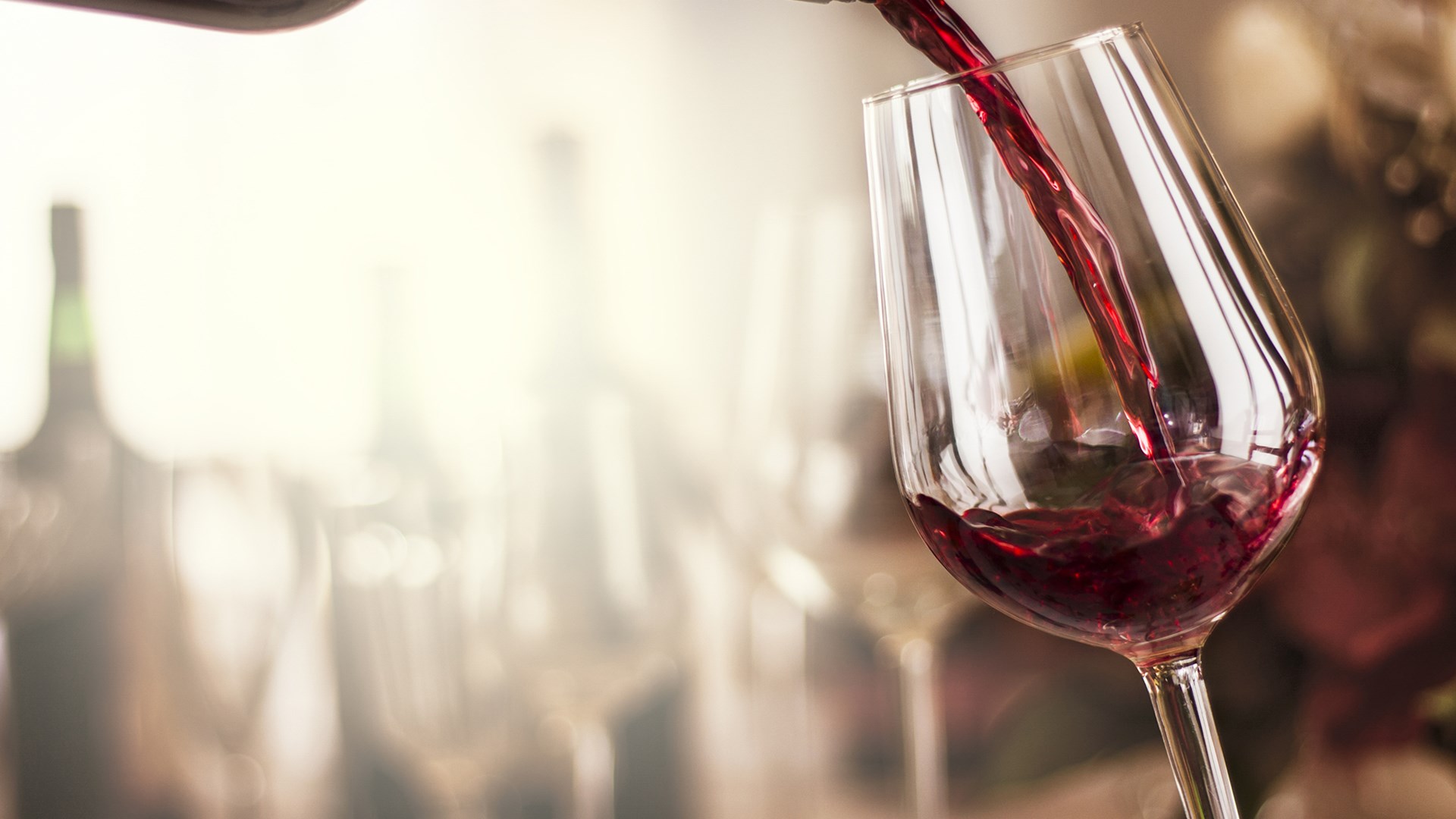 Αποκάλυψη-σοκ στον Realfm 97,8 για νοθευμένο κρασί στην ελληνική αγορά