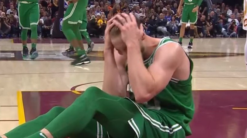 Σοκάρει ο σοβαρός τραυματισμός γνωστού παίκτη του NBA – Σκληρές εικόνες – BINTEO