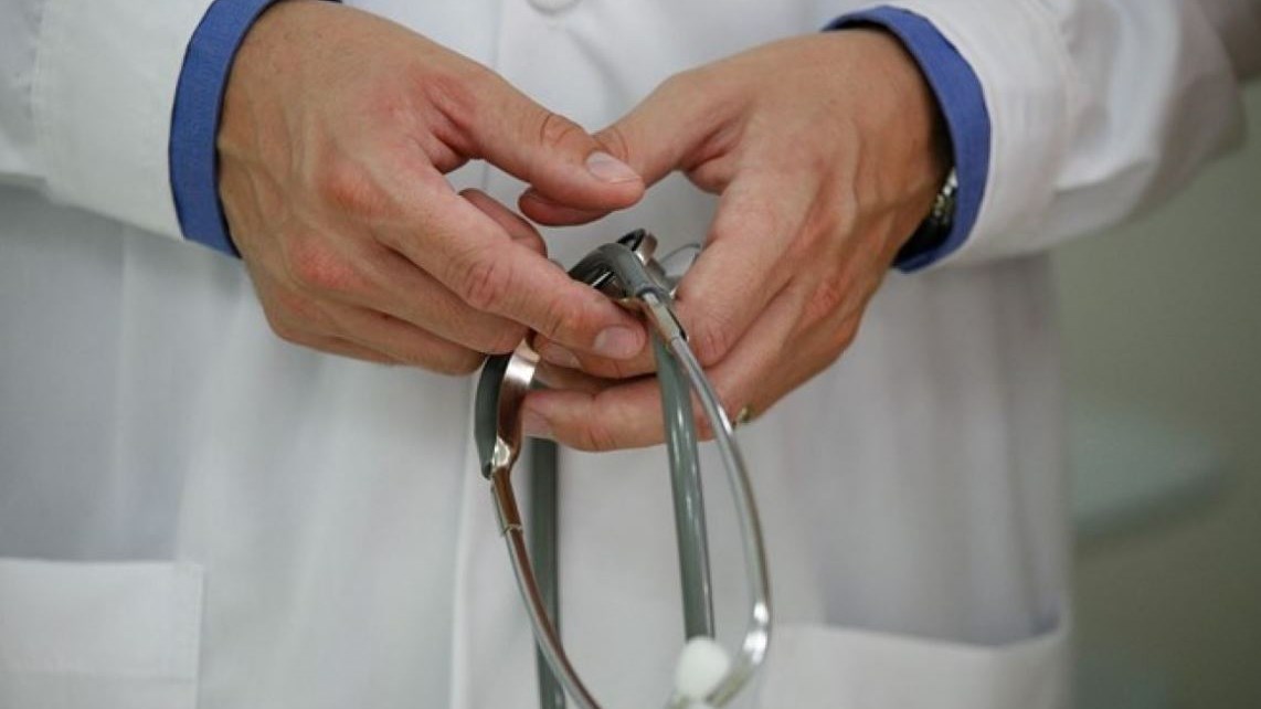 Στον εισαγγελέα γιατροί με “μαϊμού” πτυχία – ΒΙΝΤΕΟ