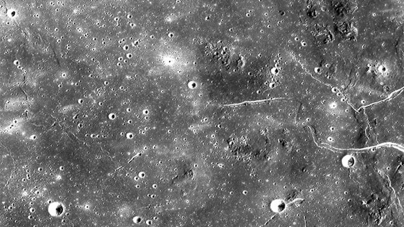 Αυτό είναι το κατάλληλο σημείο για διαστημική βάση στη… Σελήνη – ΦΩΤΟ