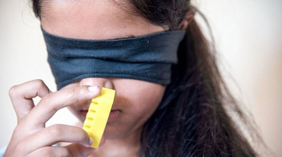 11χρονο κορίτσι αναγνωρίζει τα χρώματα από… την μυρωδιά τους – ΒΙΝΤΕΟ