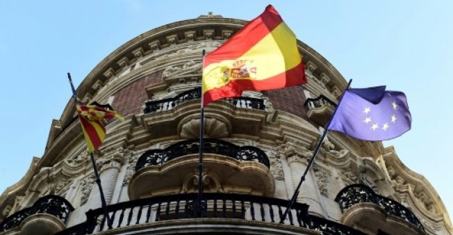 Σχεδόν 1.200 επιχειρήσεις απομάκρυναν την έδρα τους από την Καταλονία