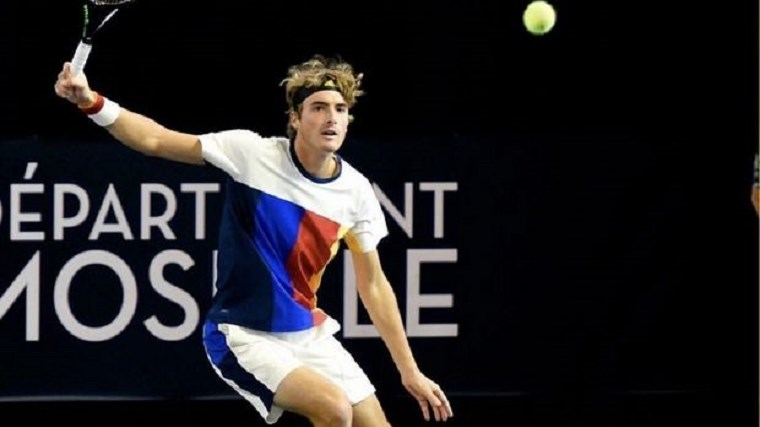 Ασταμάτητος ο Τσιτσιπάς – Προκρίθηκε στα ημιτελικά της Αμβέρσας