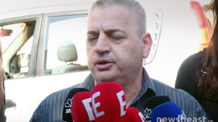 Η τραγική σύμπτωση που αποκάλυψε ο πατέρας της εφοριακού:Την ώρα της δολοφονίας περνούσα τυχαία έξω από το νεκροταφείο-ΒΙΝΤΕΟ