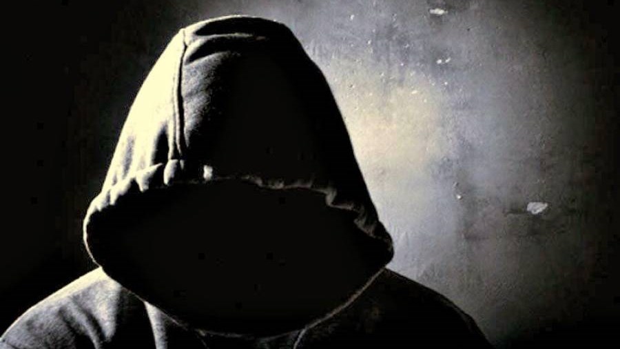 Ξυλοκοπήθηκαν και τέσσερις πολίτες κατά την άνανδρη επίθεση των αντιεξουσιαστών στους Ευέλπιδες