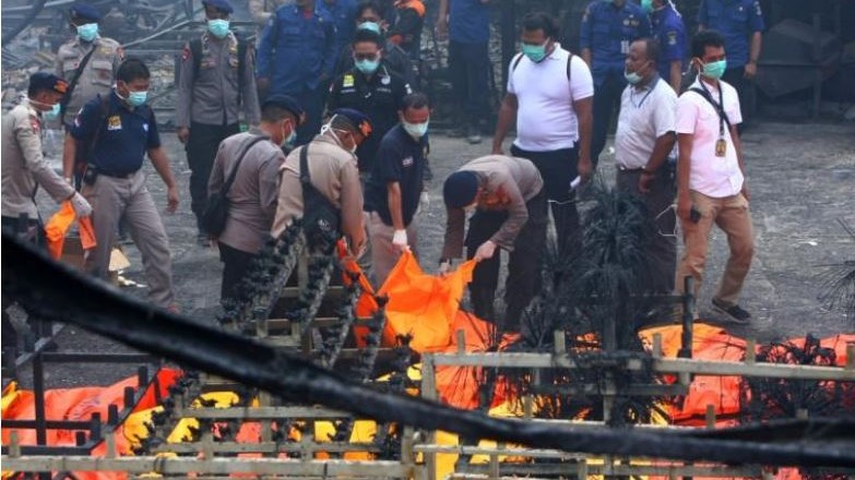 Στους 47 οι νεκροί από την έκρηξη σε εργοστάσιο πυροτεχνημάτων στην Ινδονησία – ΦΩΤΟ
