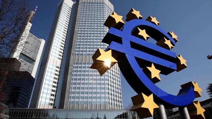 Παράταση έως τα τέλη Σεπτεμβρίου για το πρόγραμμα ποσοτικής χαλάρωσης από την ΕΚΤ