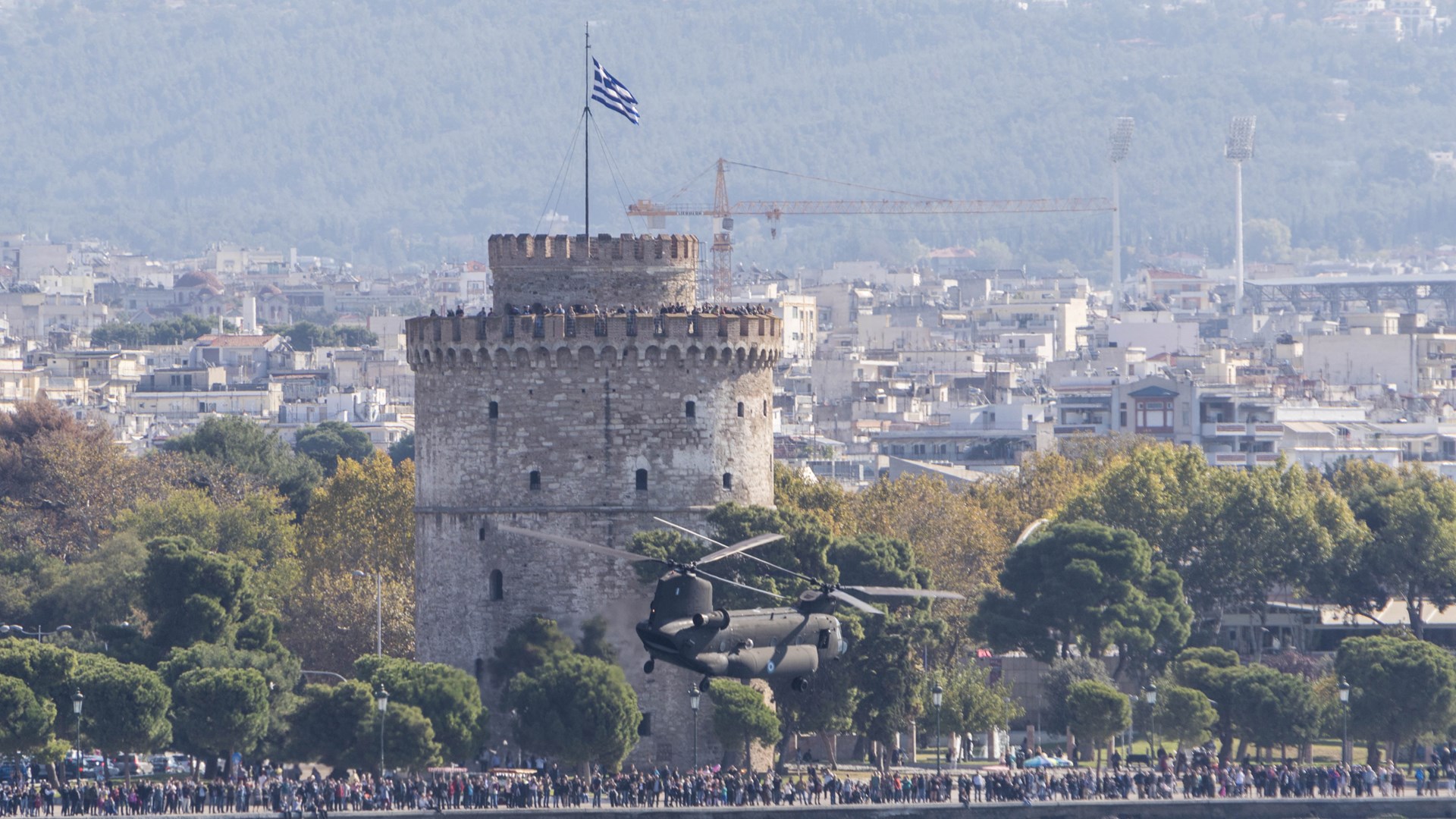 20 εντυπωσιακές φωτογραφίες από την επίδειξη μονάδων του Πολεμικού Ναυτικού στη Θεσσαλονίκη
