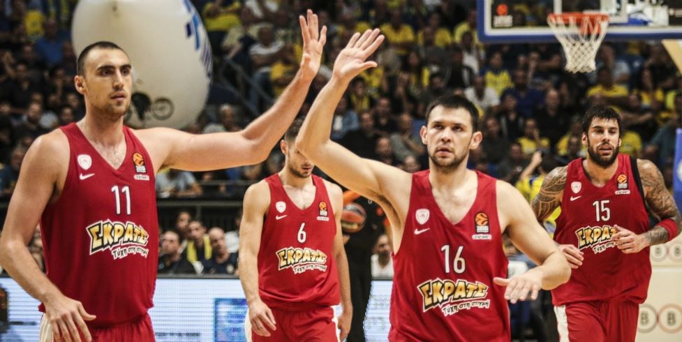 Ολυμπιακός – Χίμκι 74-55 (30′)