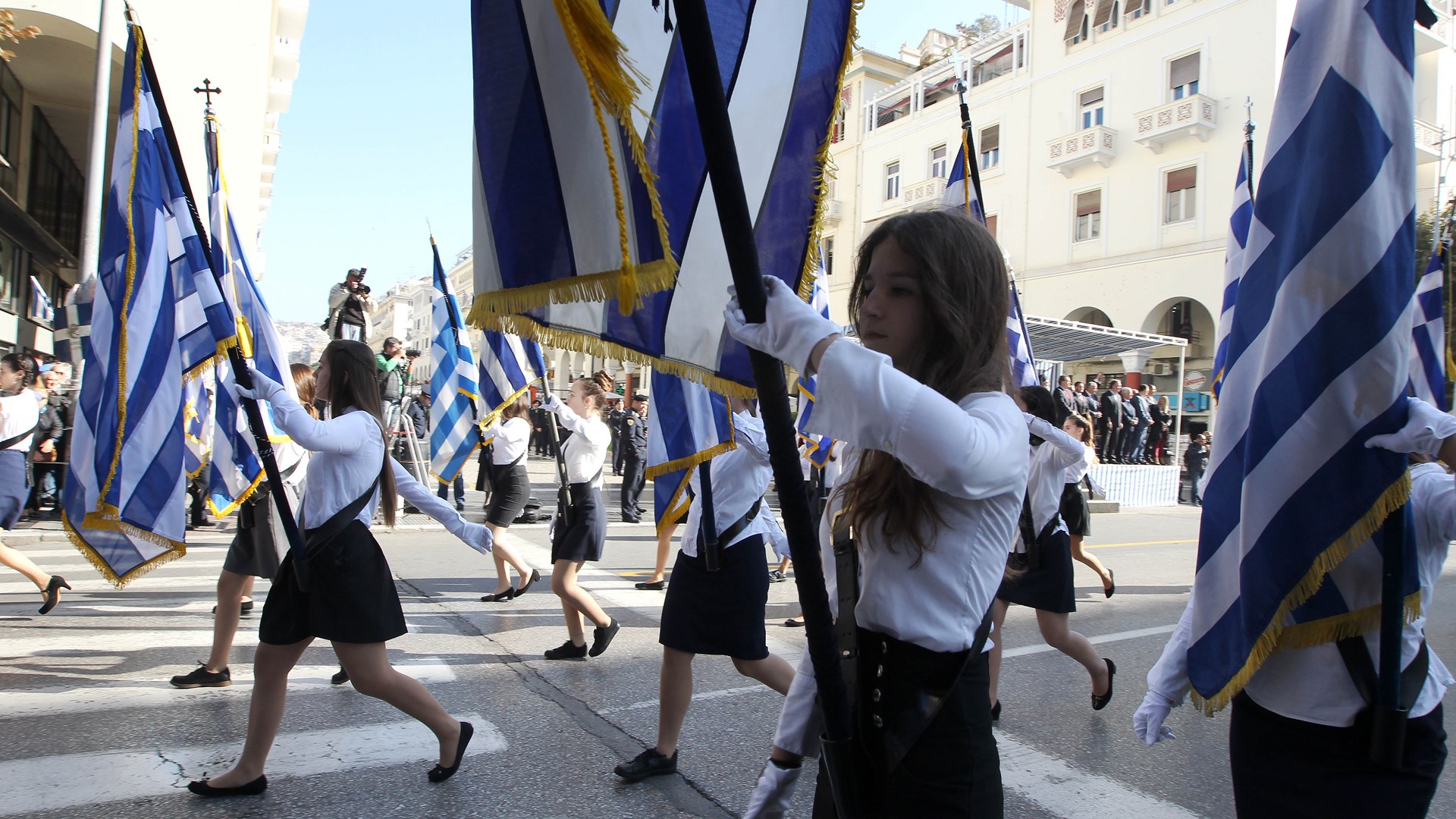 20 εντυπωσιακές εικόνες από τη μαθητική παρέλαση στη Θεσσαλονίκη – ΦΩΤΟ