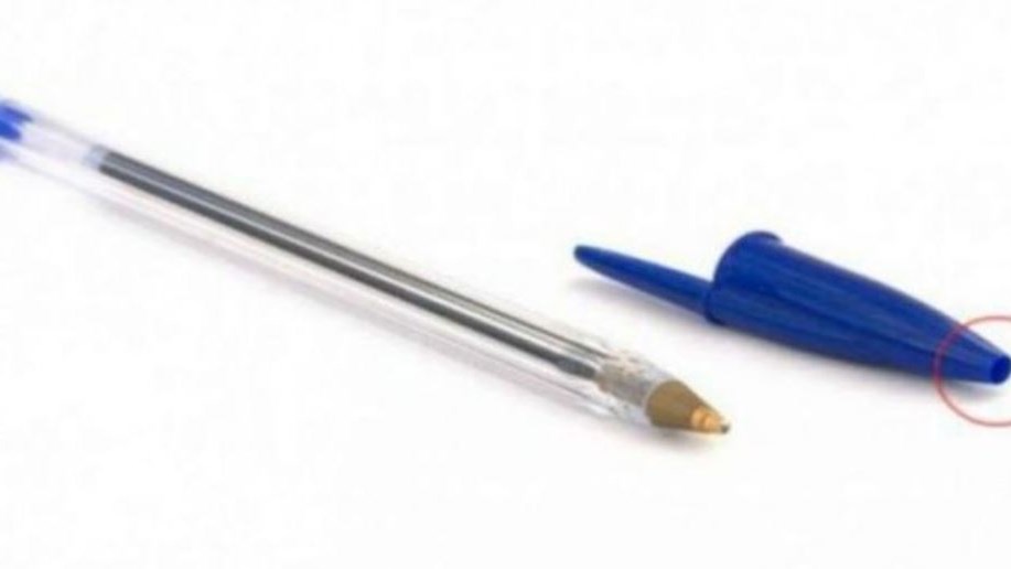 Γιατί τα καπάκια των στυλό έχουν τρύπα; – ΒΙΝΤΕΟ