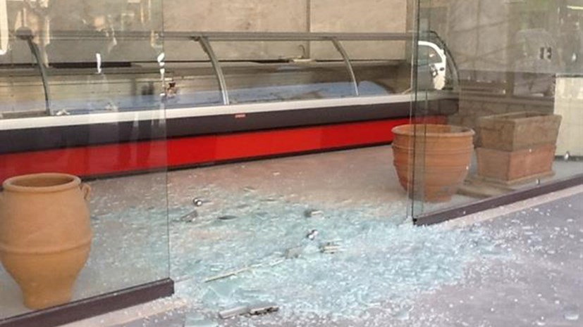 Ξαναχτύπησαν οι «διώκτες» κρεοπωλείων και pet shops