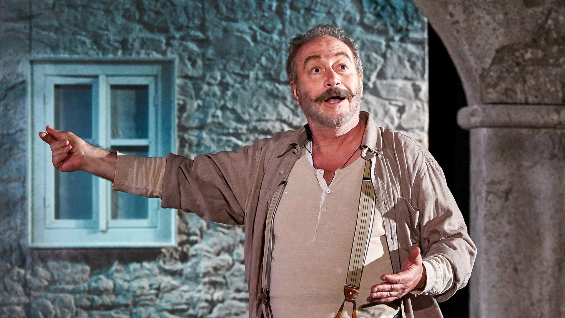 «Σπάει πόρτες» ο… Ζορμπάς και πρόσθεσαν παράσταση!