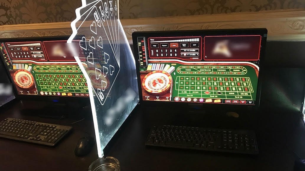 Σημαντικό διπλό χτύπημα στον παράνομο τζόγο:  59 παράνομα φρουτάκια στη φάκα της αστυνομίας και 42 συλλήψεις