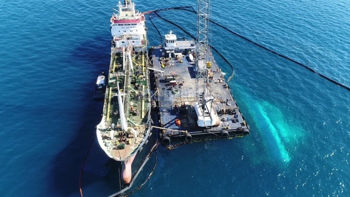 Από τις 2 Νοεμβρίου οι αιτήσεις αποζημίωσης για τη ρύπανση από το “Αγία Ζώνη ΙΙ”