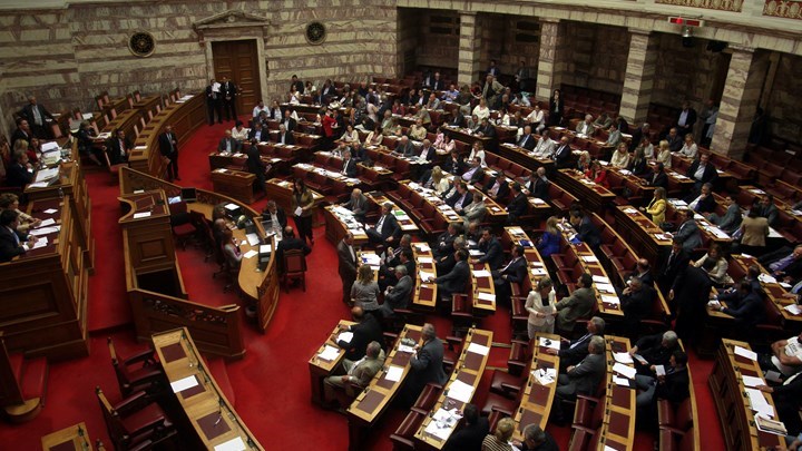 Υπερψηφίστηκε επί της αρχής του από ΣΥΡΙΖΑ και ΑΝΕΛ το νομοσχέδιο του υπουργείου Ναυτιλίας