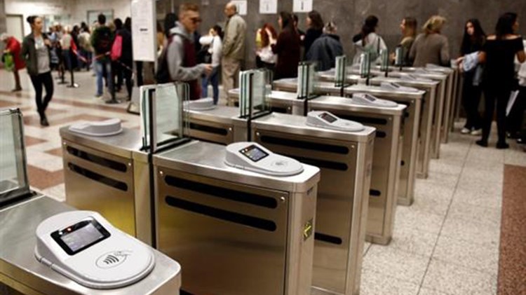 Πρόεδρος εργαζομένων ΜΕΤΡΟ στον Realfm 97,8: Επιβάτης δάγκωσε δύο κυρίες για την σειρά