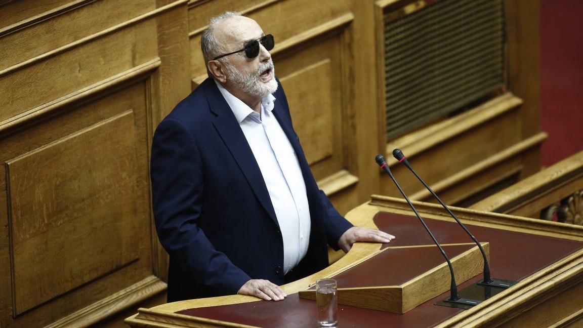 Κατατέθηκε στη Βουλή το νομοσχέδιο που ρυθμίζει το όριο ηλικίας πλοίων που διακινούν καύσιμα