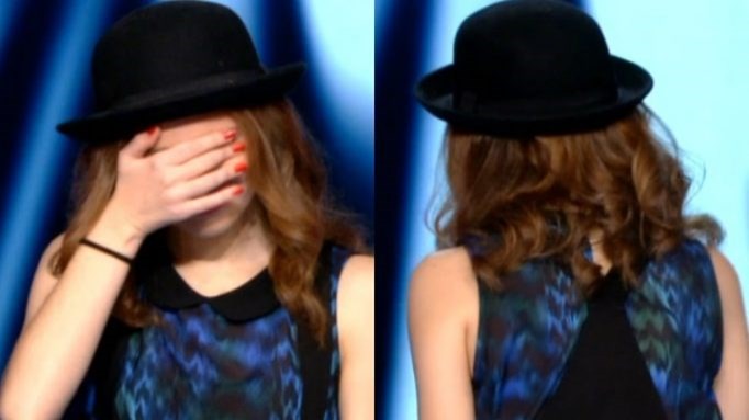 The Voice: Το άγχος την κατέβαλε πάνω στη σκηνή – ΒΙΝΤΕΟ