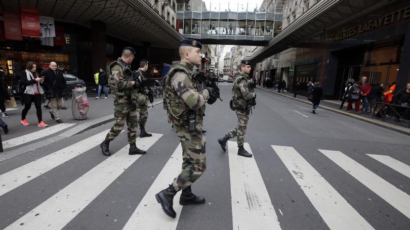 Γαλλία: Νέος νόμος αντικαθιστά την κατάσταση έκτακτης ανάγκης