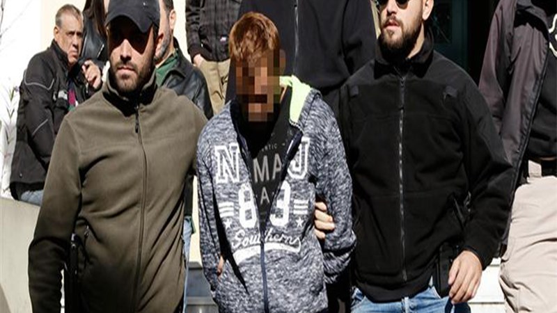 Στον εισαγγελέα ο δολοφόνος του Μιχάλη Ζαφειρόπουλου – ΦΩΤΟ