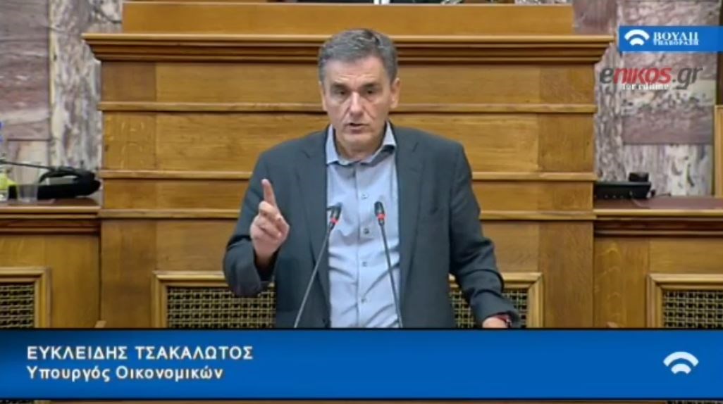 Τσακαλώτος: Βάλατε τόσο χαμηλά τον πήχη που τον περνά φυματική σαρανταποδαρούσα με μηνίσκο κρατώντας σακούλες με ψώνια – ΒΙΝΤΕΟ