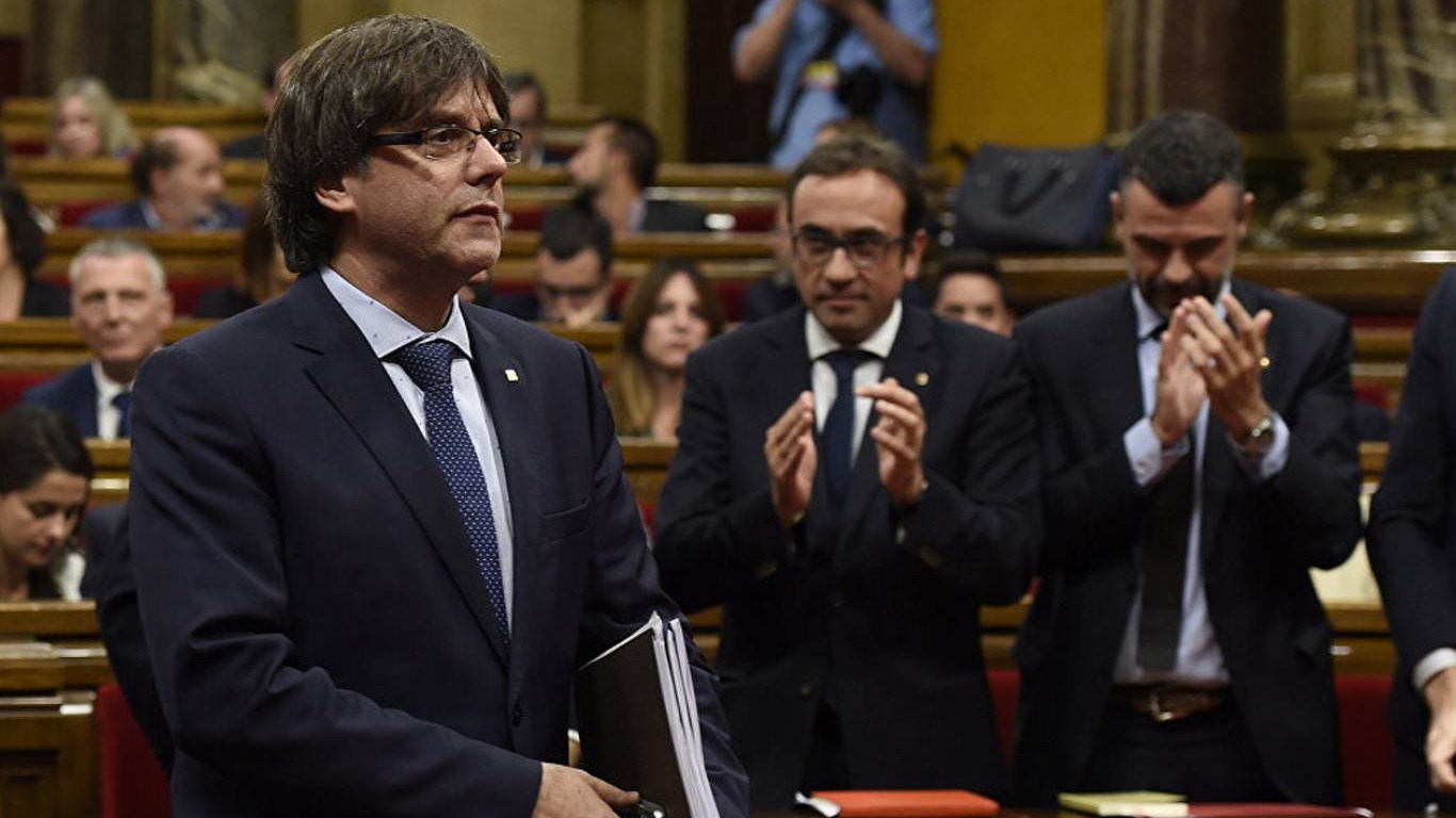 Σφίγγει ο κλοιός γύρω από τον Πουτζντεμόν – Ετοιμάζουν διεθνές ένταλμα σύλληψης