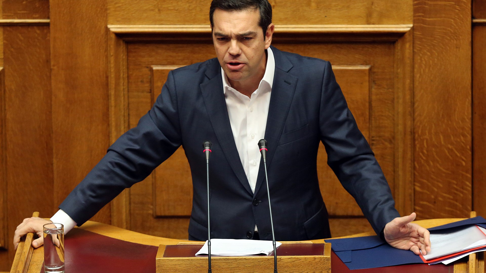 Τσίπρας: Να ζητήσετε συγγνώμη για όσα ισχυρίζεστε περί κύκλου αίματος στη χώρα – ΒΙΝΤΕΟ