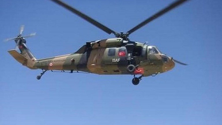Και δεύτερη πτήση τουρκικού ελικοπτέρου πάνω από τα Ίμια