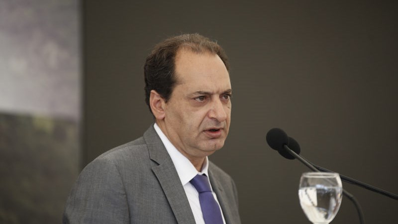 Νέες αιχμές Σπίρτζη κατά της Αρχής Προστασίας Προσωπικών Δεδομένων για το ηλεκτρονικό εισιτήριο