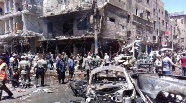 Συρία: Δεκάδες νεκροί από έκρηξη παγιδευμένου αυτοκινήτου του ISIS