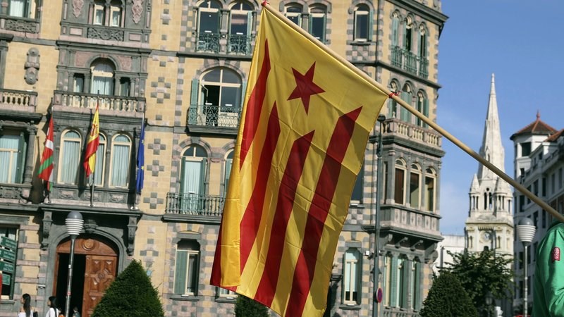 «Καλπάζει» η ανεργία στην Καταλωνία προϊούσης της πολιτικής κρίσης