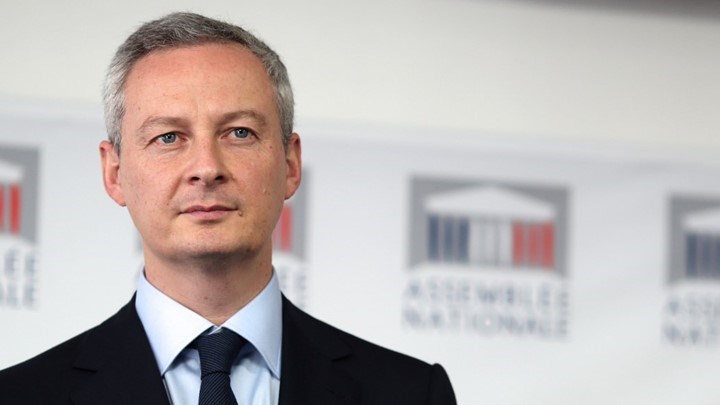 Τις προοπτικές να γίνει πρόεδρος του Eurogroup θα βολιδοσκοπήσει ο Λε Μερ στο Βερολίνο