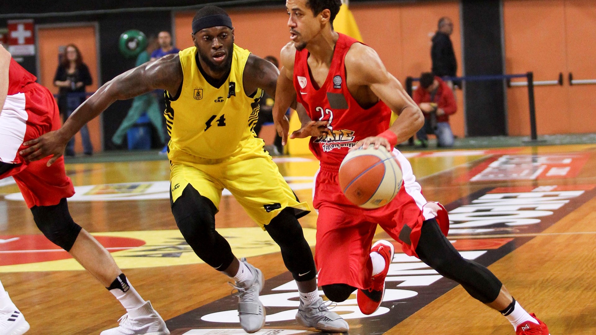 Στον τελικό του κυπέλλου ο Ολυμπιακός – Νίκησε 56-49 τον Άρη