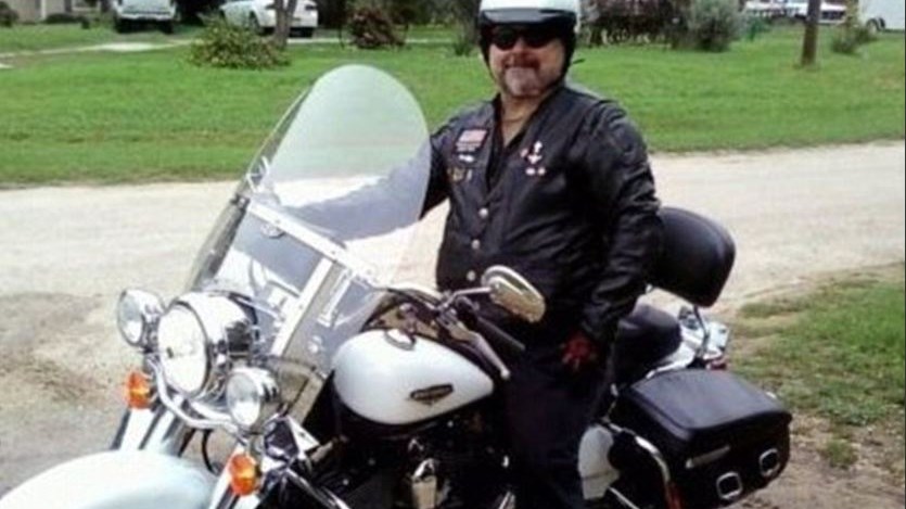 Αυτός είναι ο ήρωας που πυροβόλησε τον μακελάρη του Τέξας – ΦΩΤΟ