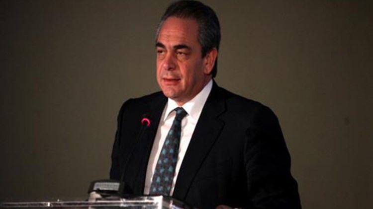 Λύσεις από την κυβέρνηση ζητούν τα επιμελητήρια