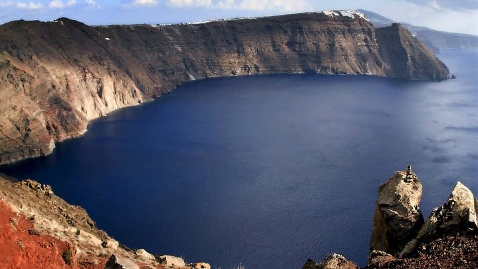 Με καθυστέρηση ο απόπλους επιβατηγού πλοίου από τη Σαντορίνη – Έκοψαν την αλυσίδα της άγκυρας